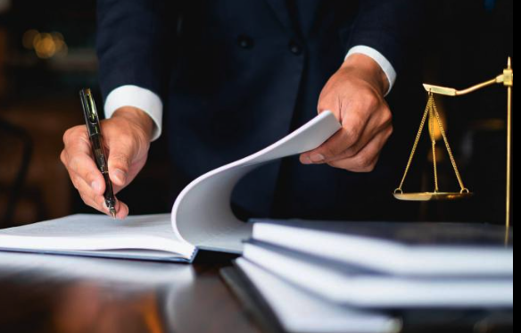 Les compétences clés à rechercher chez un avocat d'affaires