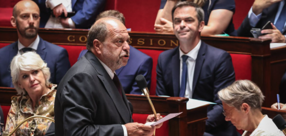 Adoption de deux projets de loi majeurs pour renforcer le système judiciaire français