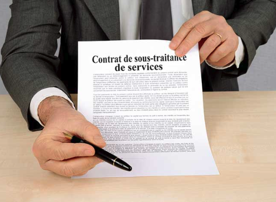 Les considérations juridiques lors de l'embauche de travailleurs indépendants et de sous-traitants